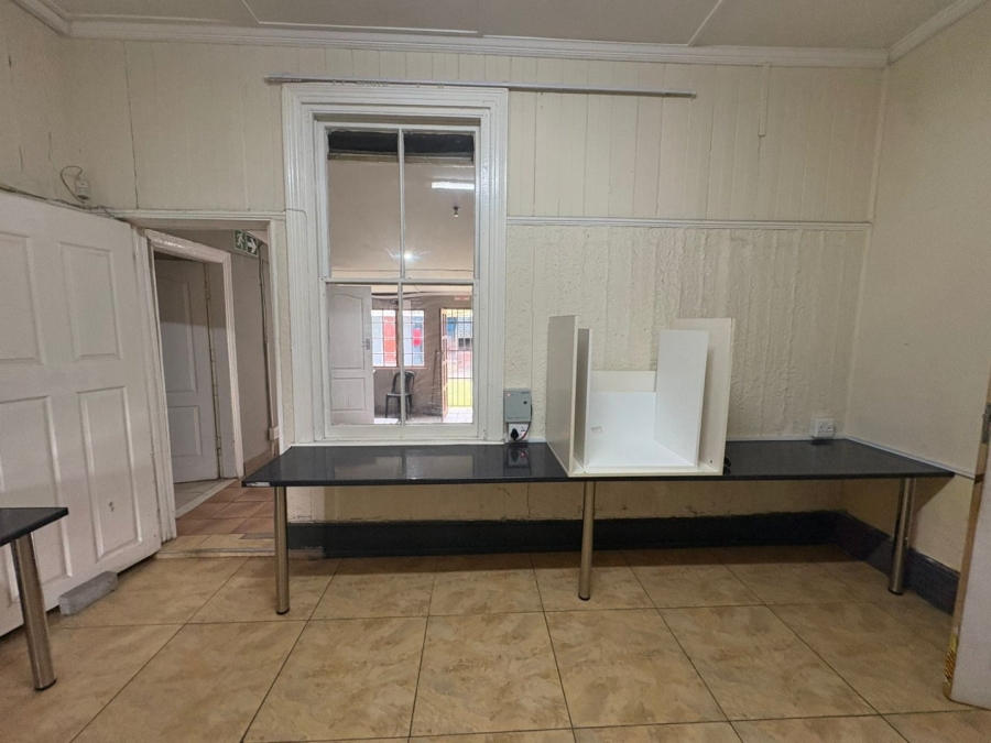 10 Bedroom Property for Sale in Quigney Eastern Cape